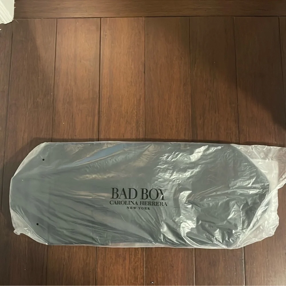 Carolina Herrera Bad Boy weekend Bag  And Fragrance Set
